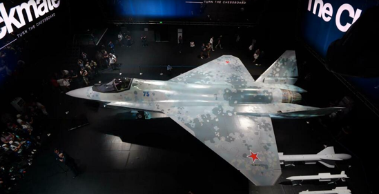 “将死”战机可携带多种空地和空空导弹。