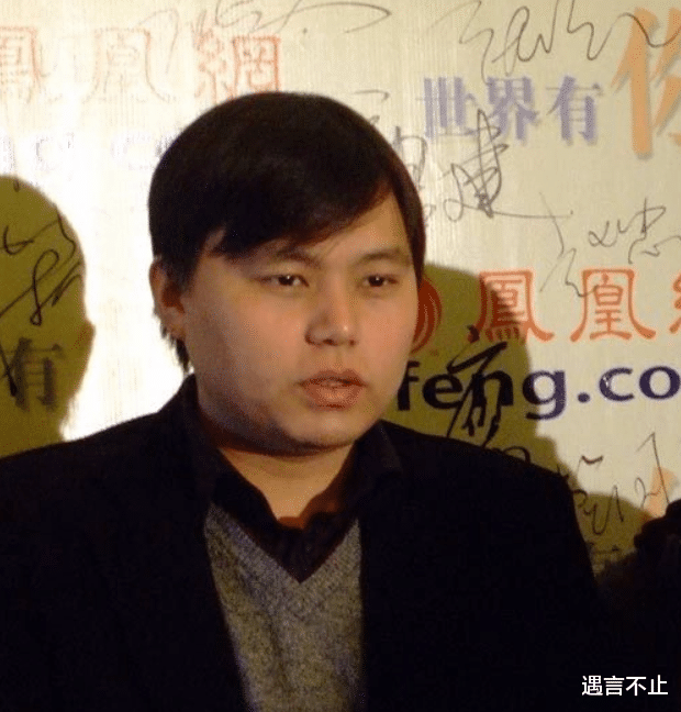 从被网暴,到版税4100万的副局级干部,当年明月的逆袭路