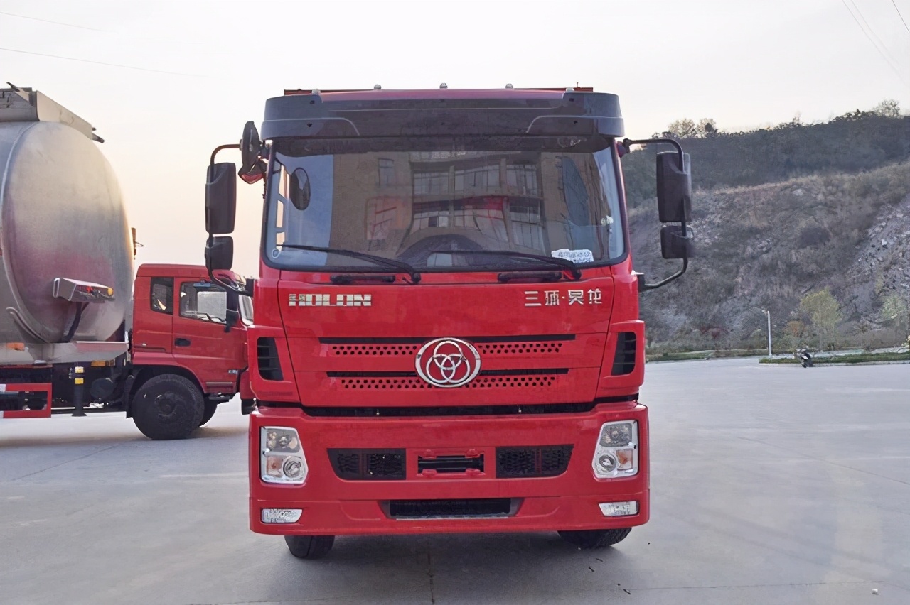 第一款:三环十通 昊龙t280重卡7.6米自卸车