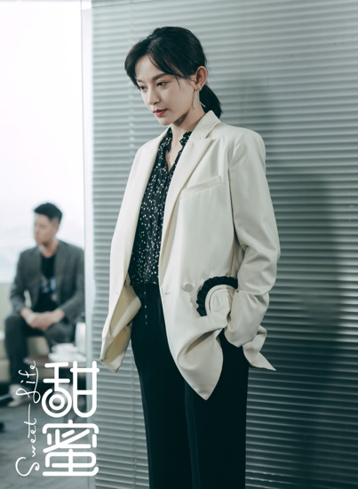 《甜蜜》今日开播 施诗双剧联播强势霸屏