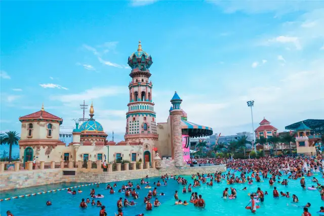 乐华城·88℃温泉乐园焕新回归,超多惊喜礼遇带你嗨玩今夏