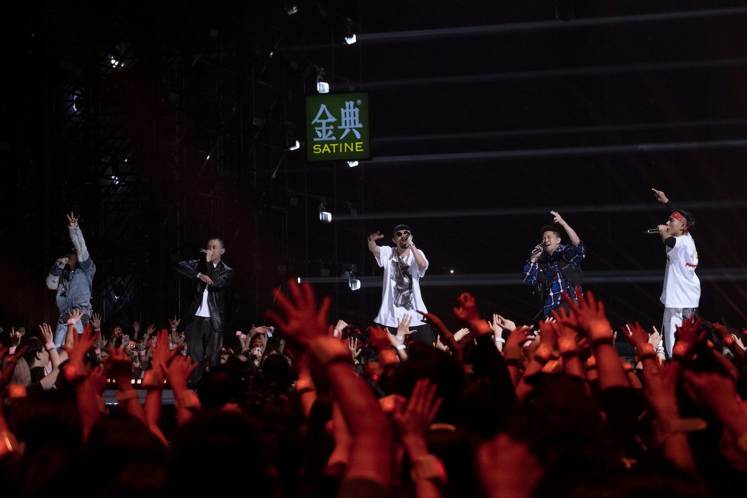 《披荆斩棘的哥哥》初舞台看点!古惑仔聚首掀最燃"情怀杀"