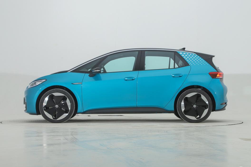 Id3 Insurance 欧洲卖疯的ID.3,国内能否抗衡Model 3?3款配置两种价格怎么选?_凤凰网汽车_凤凰网