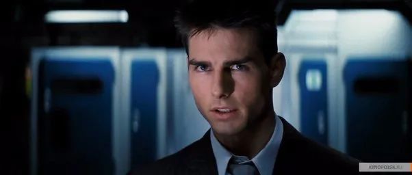 59岁阿汤哥被疑整容失败?脸肿成花栗鼠,近照胖若两人