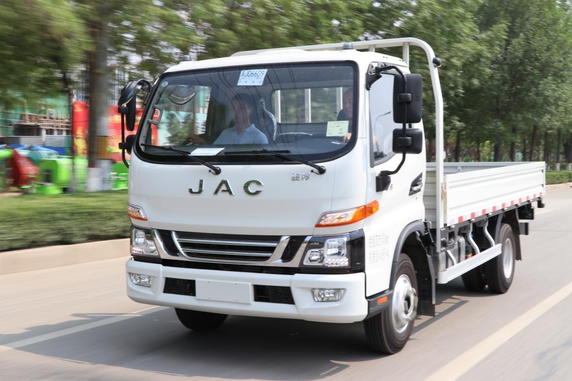 国六一步到位 江淮骏铃国六产品引领运营价值升级