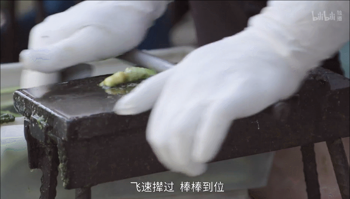 想,这些食物虽然奇葩,可怕,但无形之中,就像北京的豆汁儿,重庆的兔头