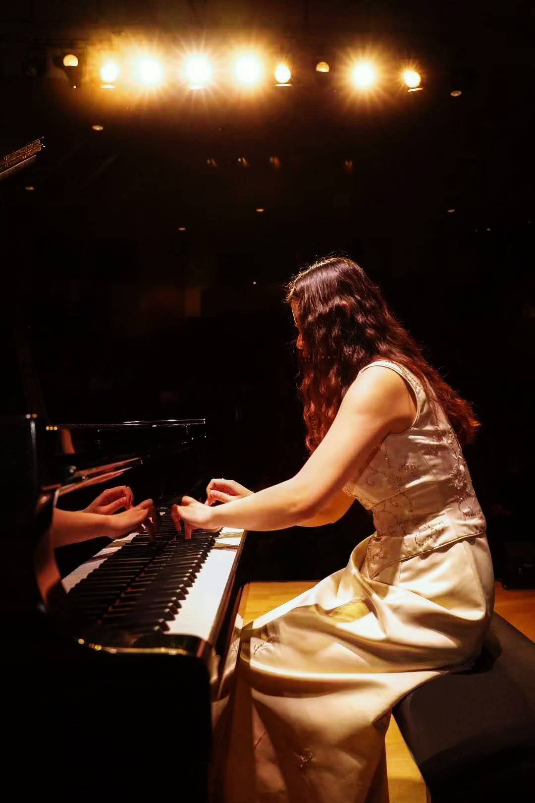 中国青年钢琴家---田洋