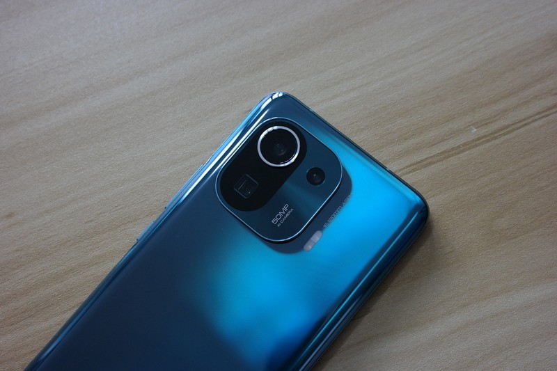 小米11 pro开箱评测!旗舰机天花板配置同档最强无可挑剔