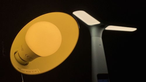 针对肉眼不可见的频闪,专门通过了德国莱茵t05v低蓝光认证,无蓝光