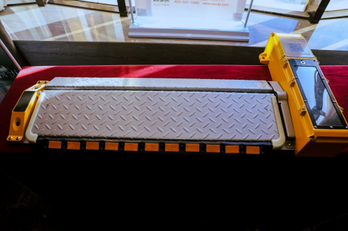 ctp太阳能物联网平板车位锁全新升级助力智慧停车建设