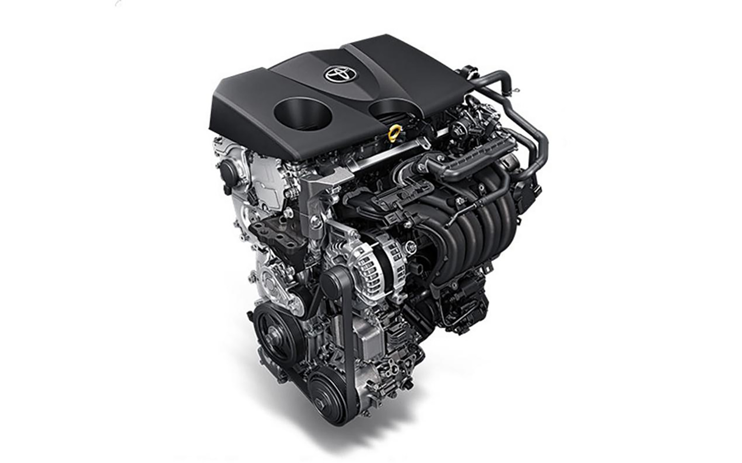 全新一代的亚洲狮发动机采用的是一台20升自然吸气四缸发动机