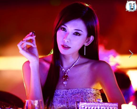 林志玲走内衣秀,身材却不及一条丝袜抢镜,没想到胆子这么大?