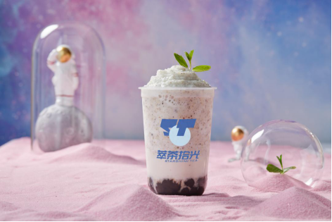 萃茶拾光《追光吧哥哥》人气ip奶茶,get明星同款奶茶