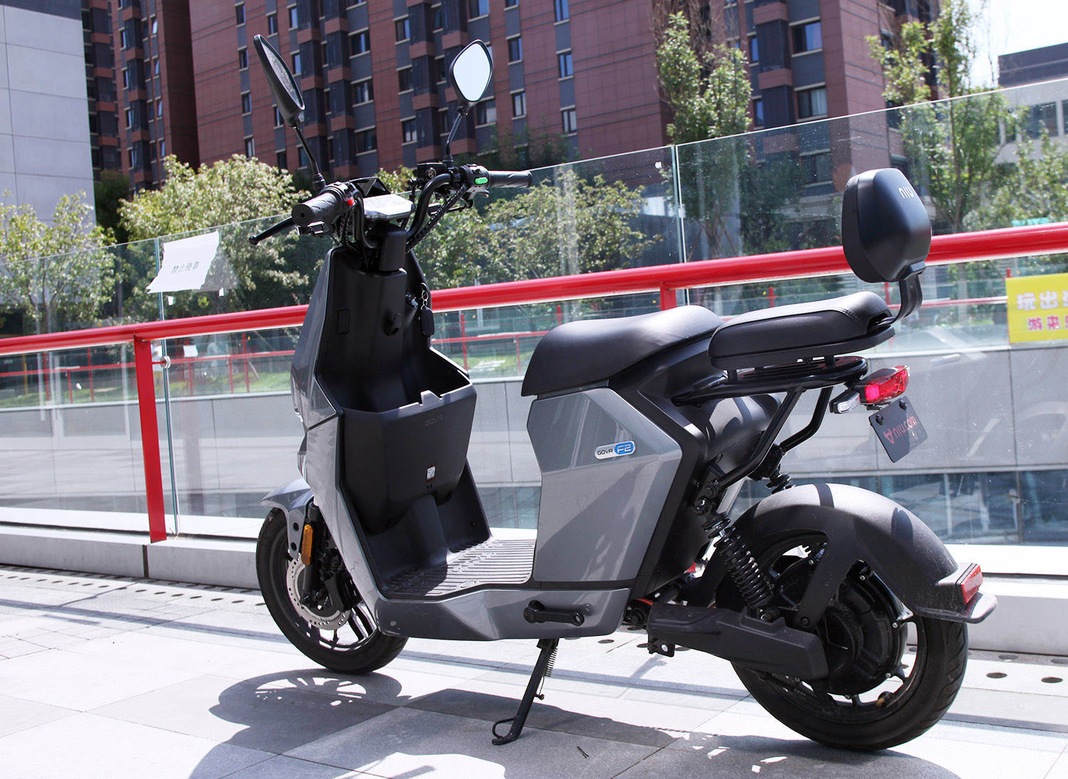 小牛电动gova f2堪称细节狂魔!外观,功用,安全拿捏到位