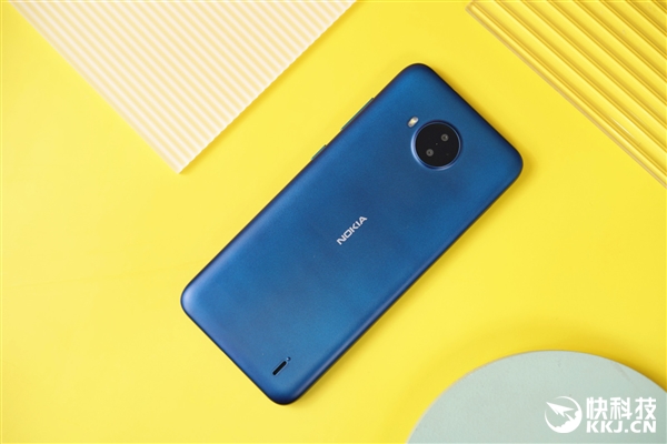 699元两天一充!诺基亚C20 Plus图赏