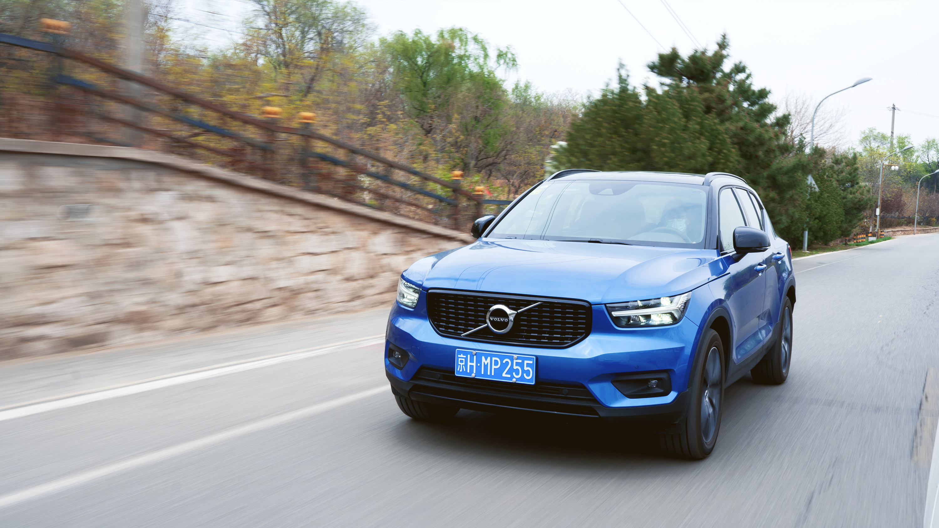 上buff,撩动z时代年轻人 体验沃尔沃xc40