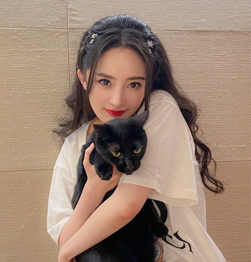 PicsArt_09-20-08.32.57