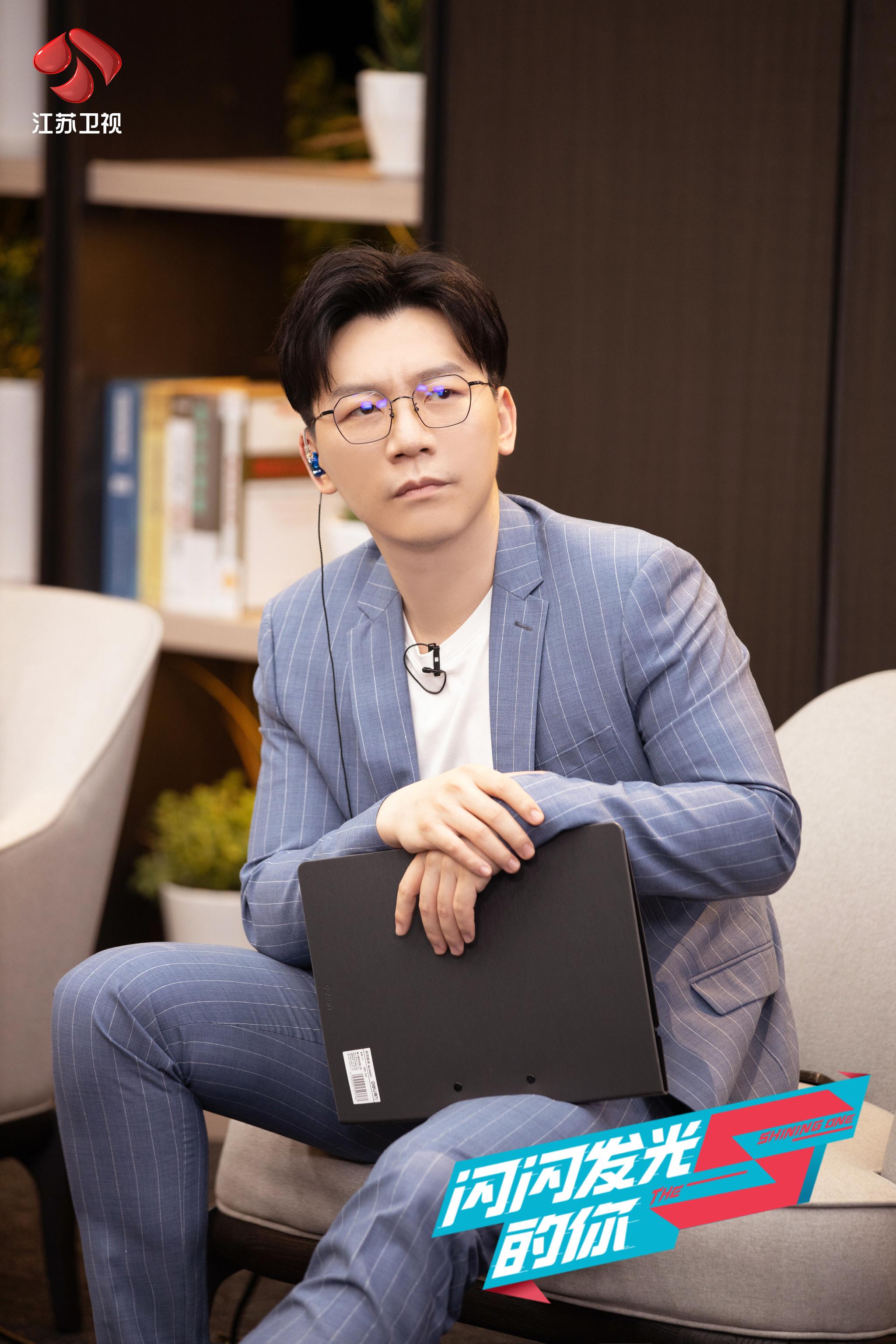 《闪闪发光的你》哪类人容易被淘汰 陈卓璇曾目睹当场碎合同