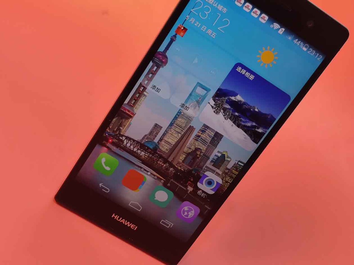 当年刚崭露头角的华为p7 与"最新"的mate40 pro差多少?__凤凰网