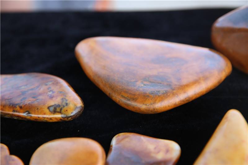 鲜为人知的唐河彩玉