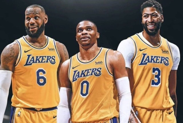 毫无疑问,湖人今年的失利虽然有伤病的阻碍,但是球队阵容不合理的问题