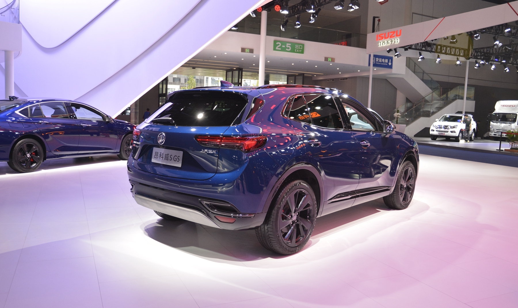 2021成都车展别克昂科威sgs亮相