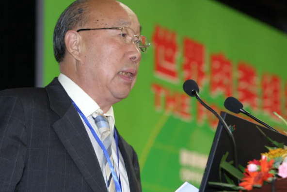 双汇被罢"太子"要将81岁老父亲送进监狱?