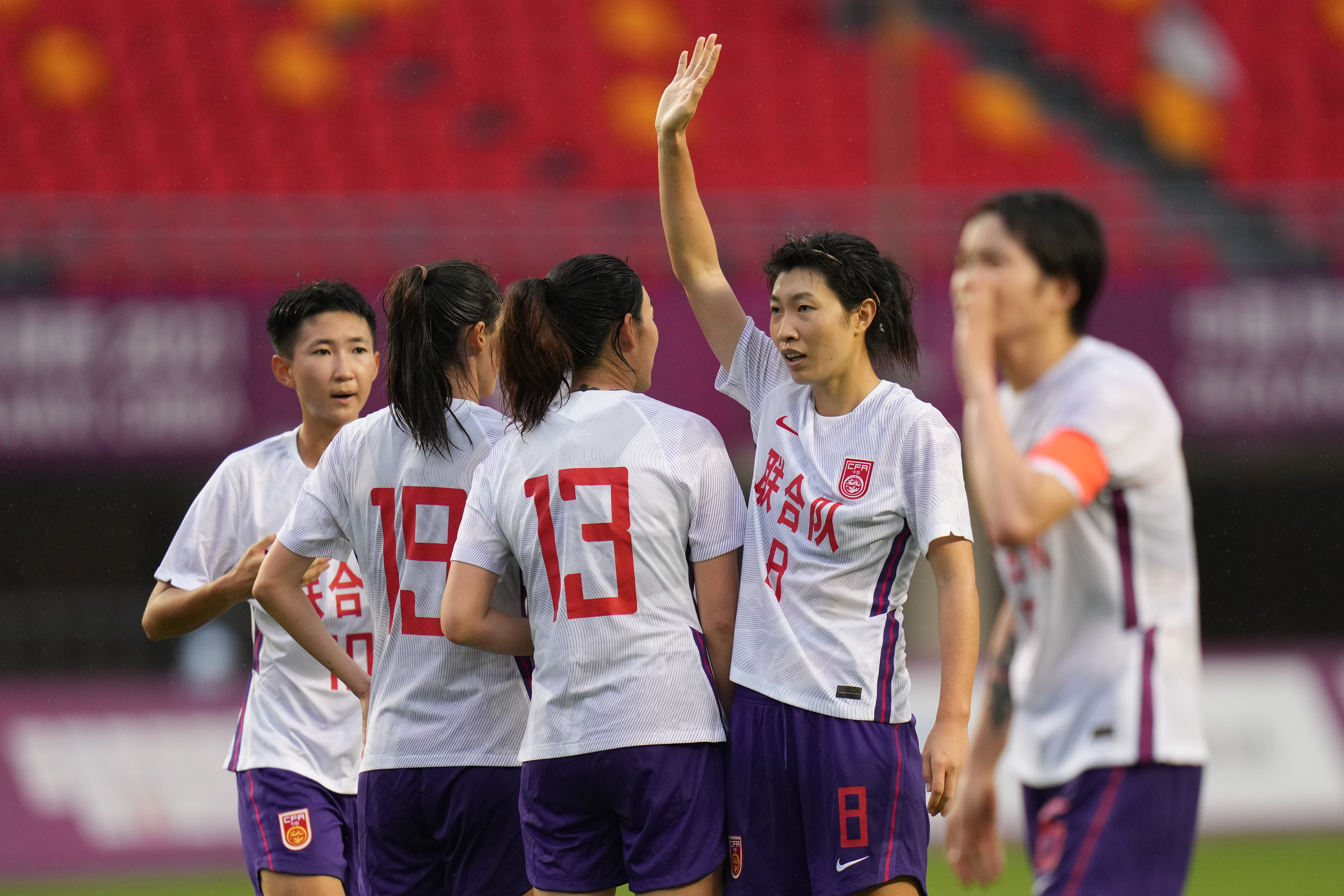 中国女足在全运赛场。