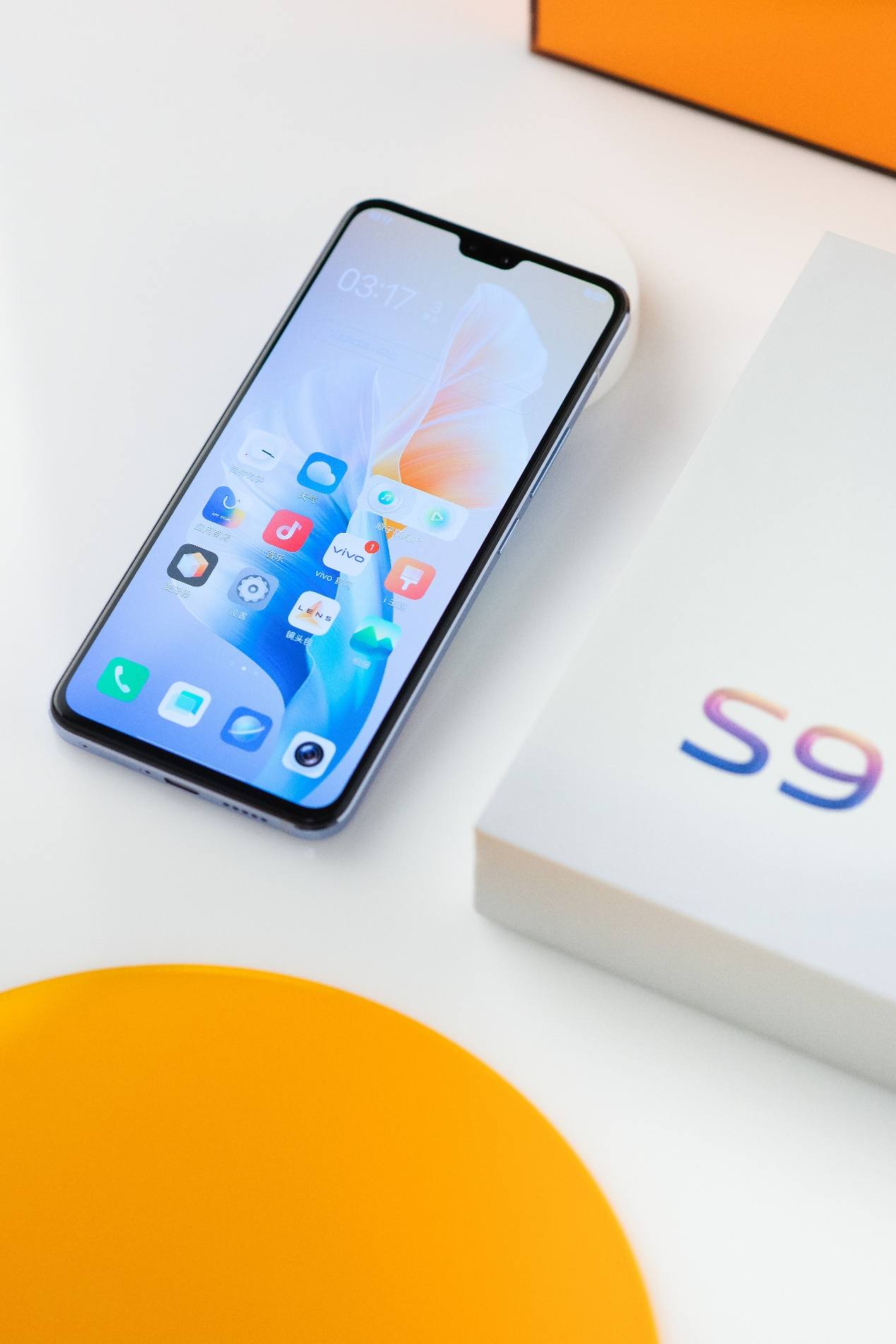 海外网友羡慕中国过「五一」?vivo s9的用户更让人「嫉妒」
