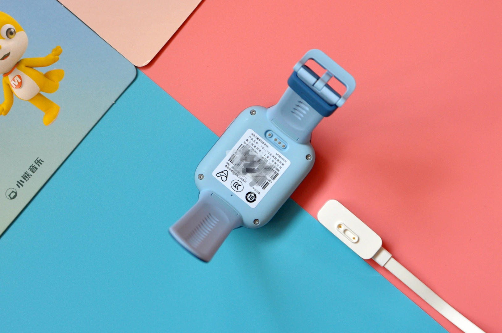 新增3d楼层定位,能装微信和qq,米兔儿童学习手表5x玩水评测