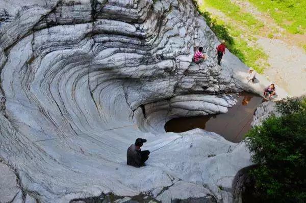 北京有一个号称"小西藏"的地方,等秋天到了就去这儿!您先收藏