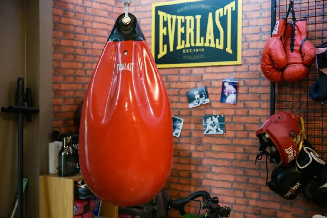 探访上海第一家女子拳击馆:全是性感姐姐,男性免入