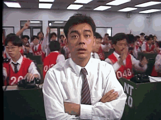 能力十分出众的女团在演员里也是一样,《大时代》的方展博(刘青云)