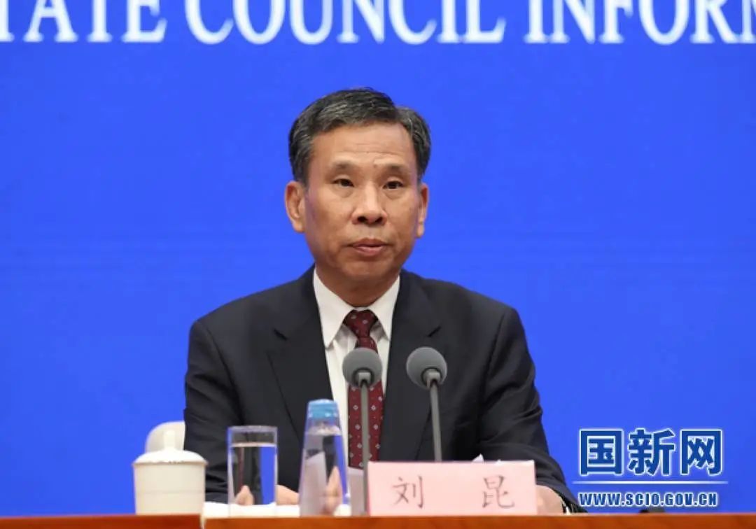 财政部部长将过紧日子要求落到实处