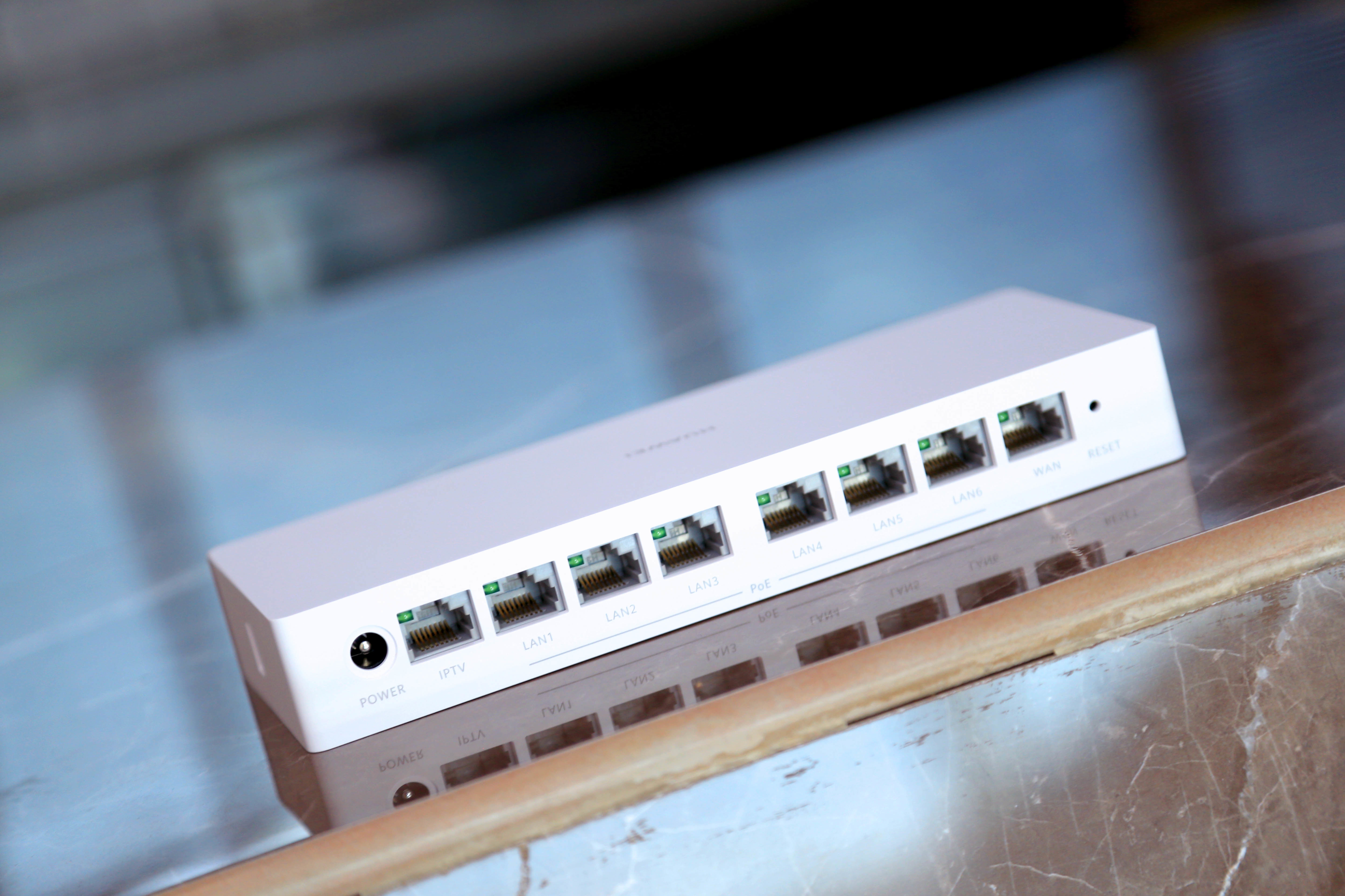 鸿蒙系统 mesh技术,华为路由h6是否值得入手?__凤凰网