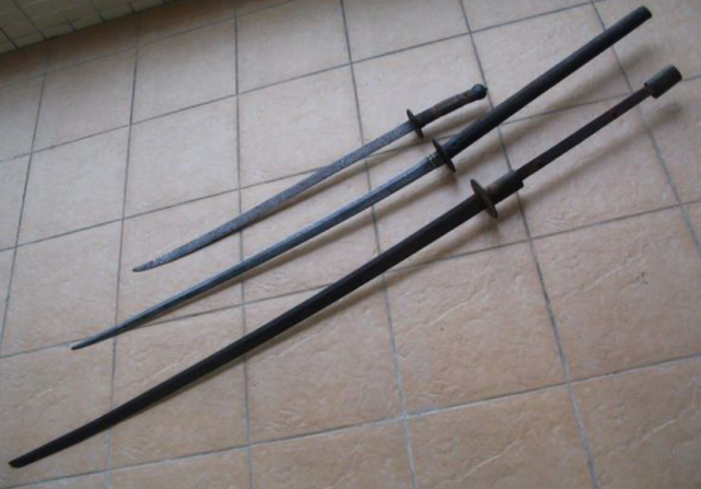 中日刀剑谁更强?为何日本现代剑豪承认中国更强,日本最强是妄想