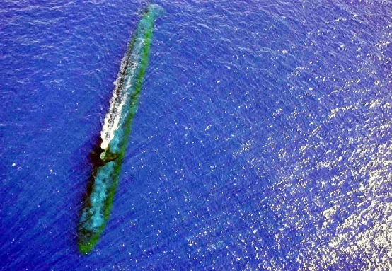 核潜艇在浅海活动时的行踪一目了然。