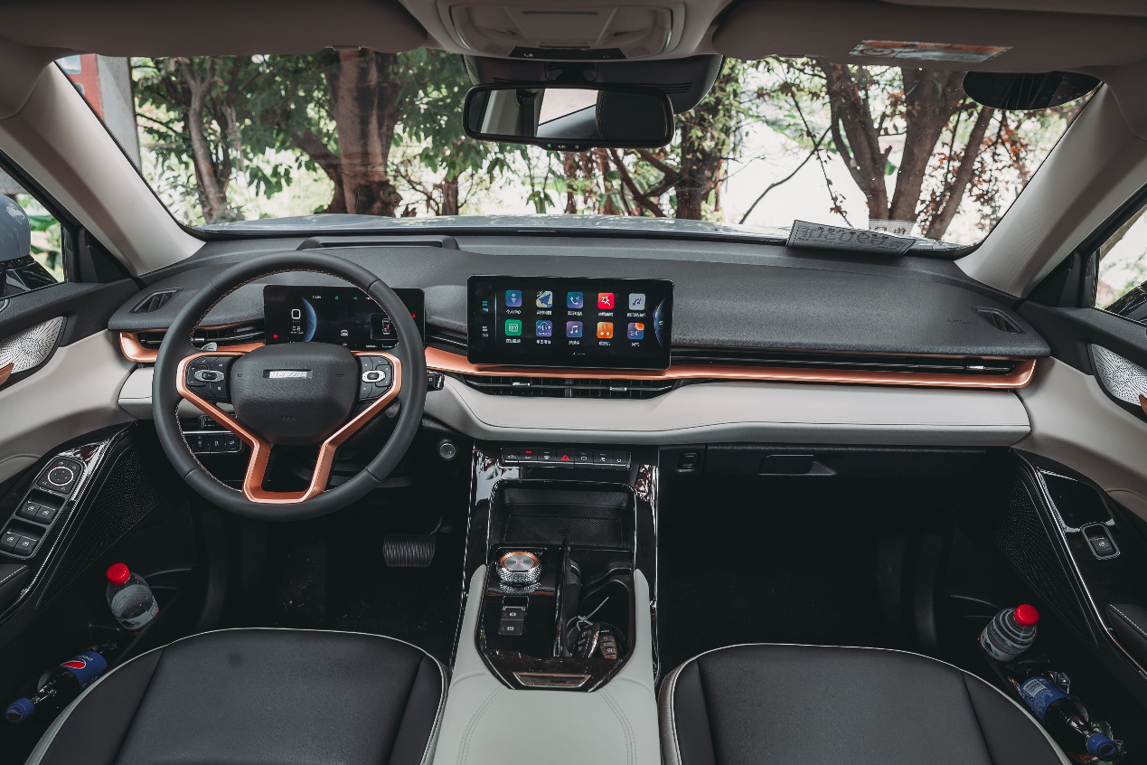 15万的中国好车试驾第三代哈弗h620t四驱