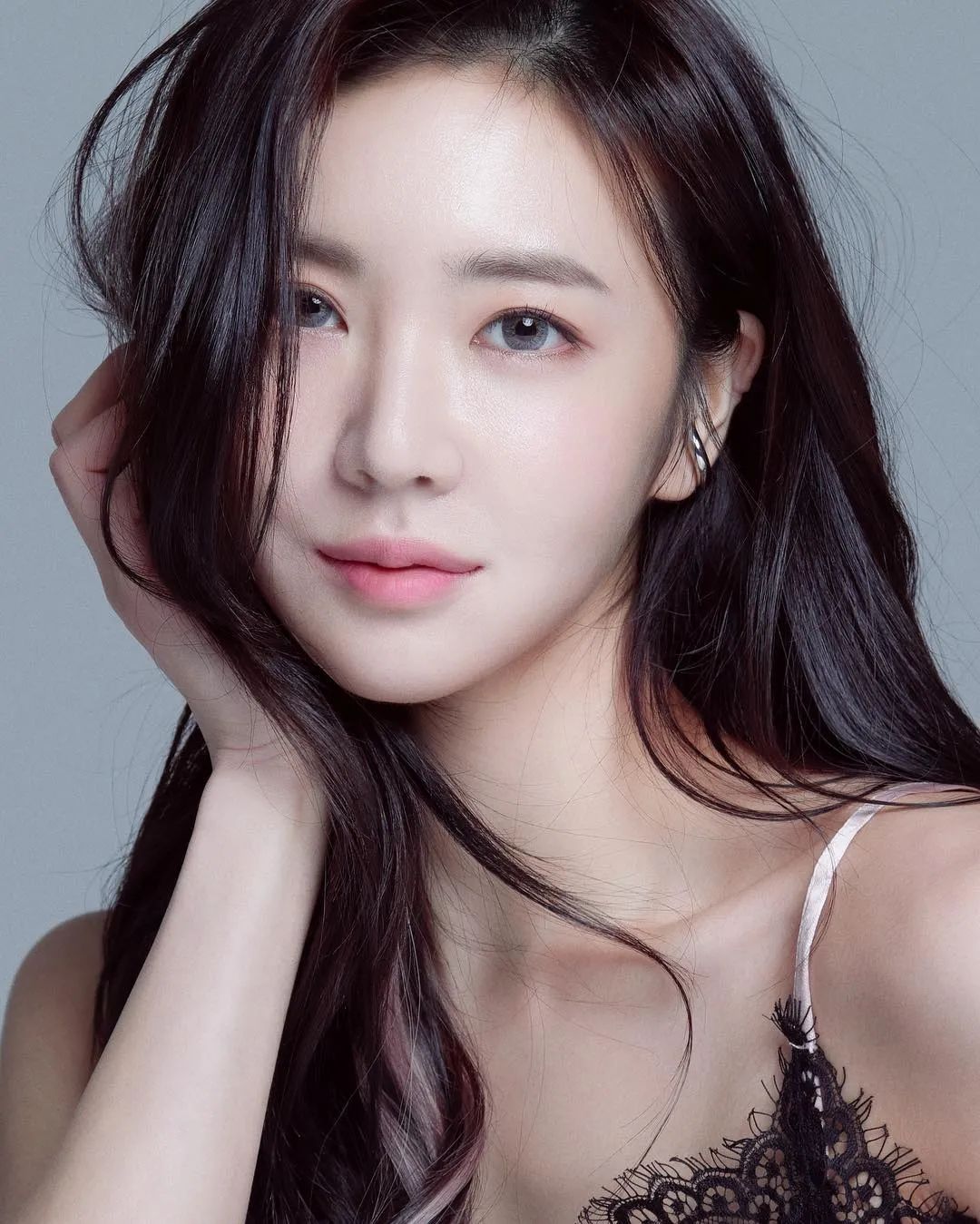 李燕花最新身材照曝光直男大呼我又沦陷了