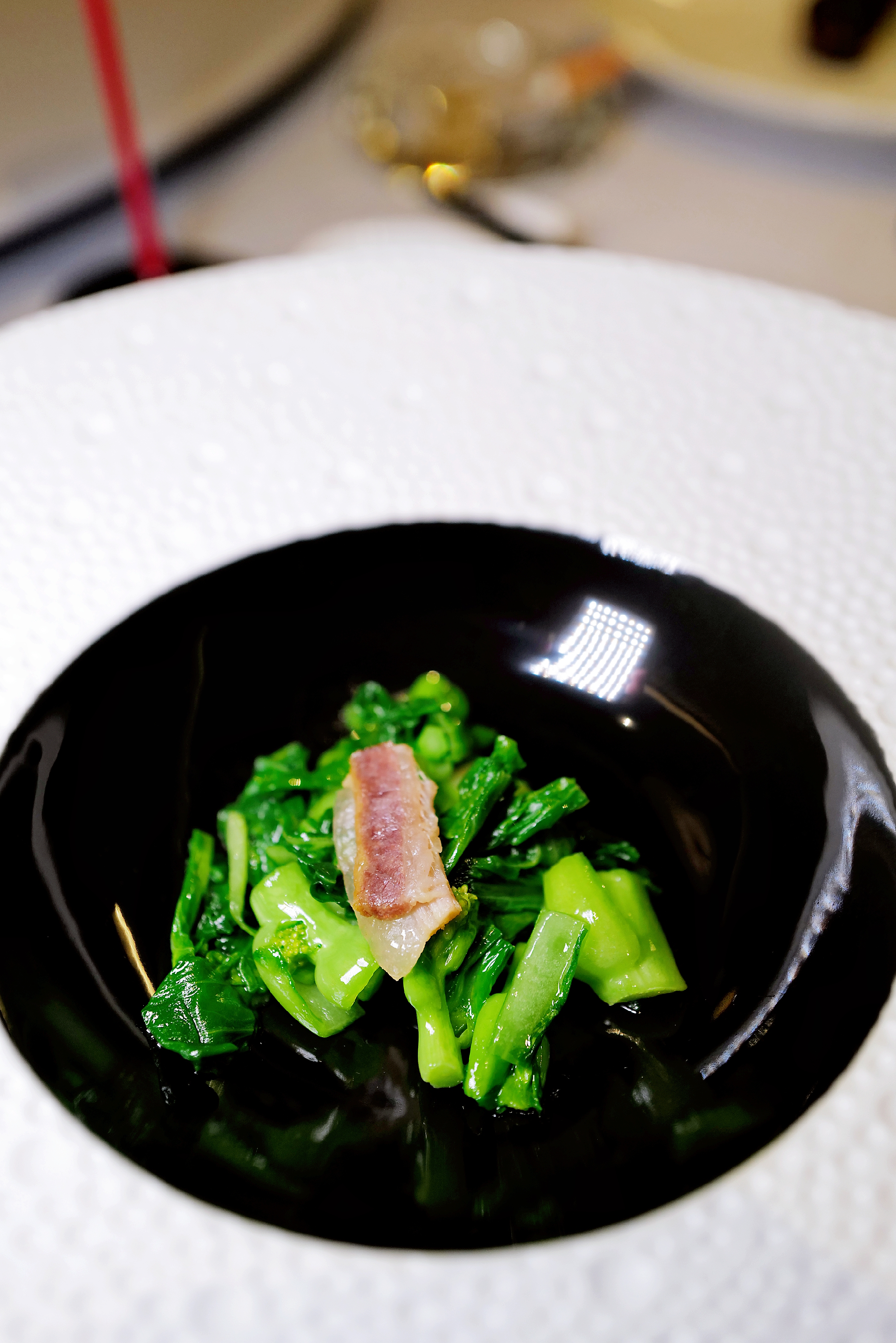 台州咸肉炒菜蕻.咸肉的油脂让早春的菜蕻更显清甜.