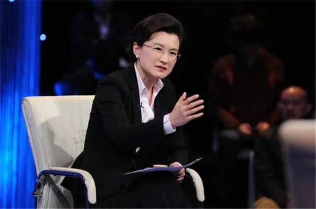从央视名嘴到沦为全民公敌:被骂"滚出主持界",她经历了什么?__凤凰网