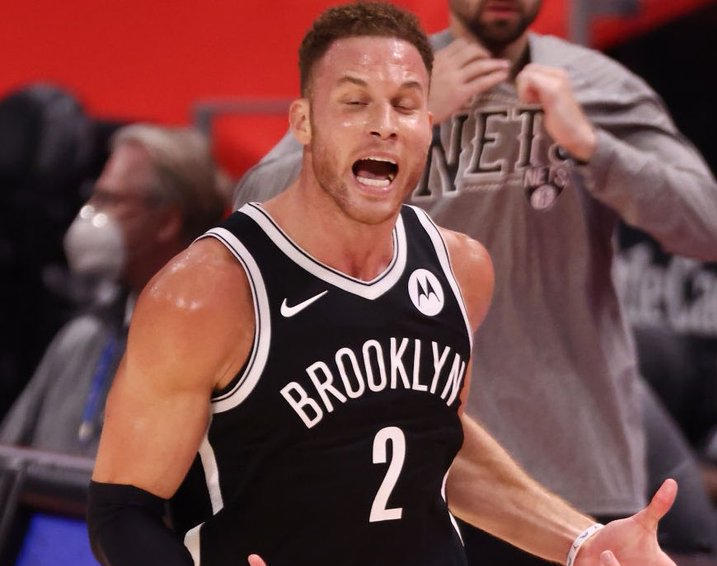 一箭穿心!格里芬首节飚进超远压哨三分