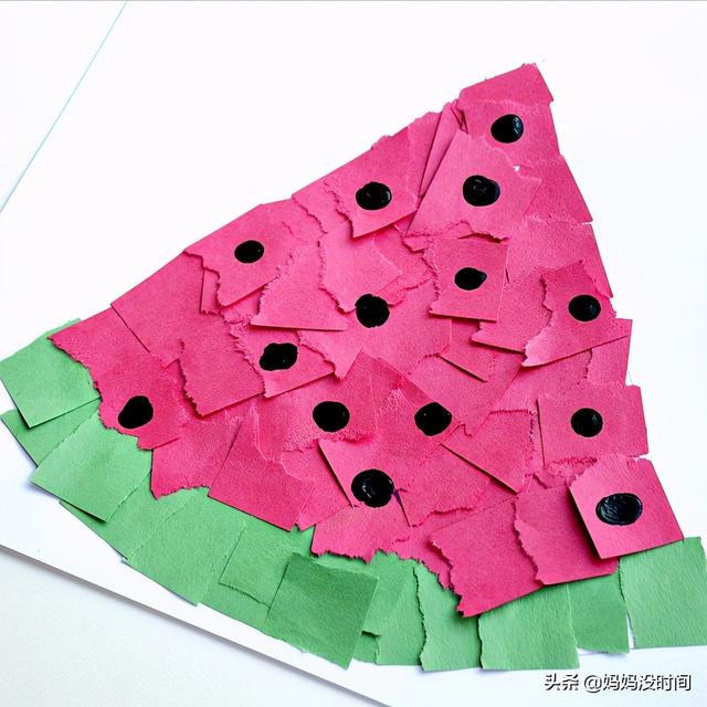 这个过程不仅能让孩子撕纸撕个够,还能 锻炼他的创造力,精细动作能力