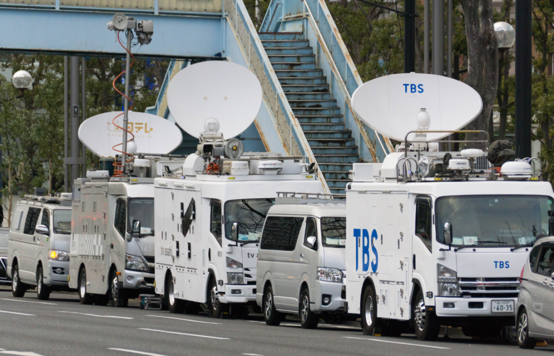 中国超大型奥运转播车现身东京街头!惊呆日本网友!中国力量帅炸了