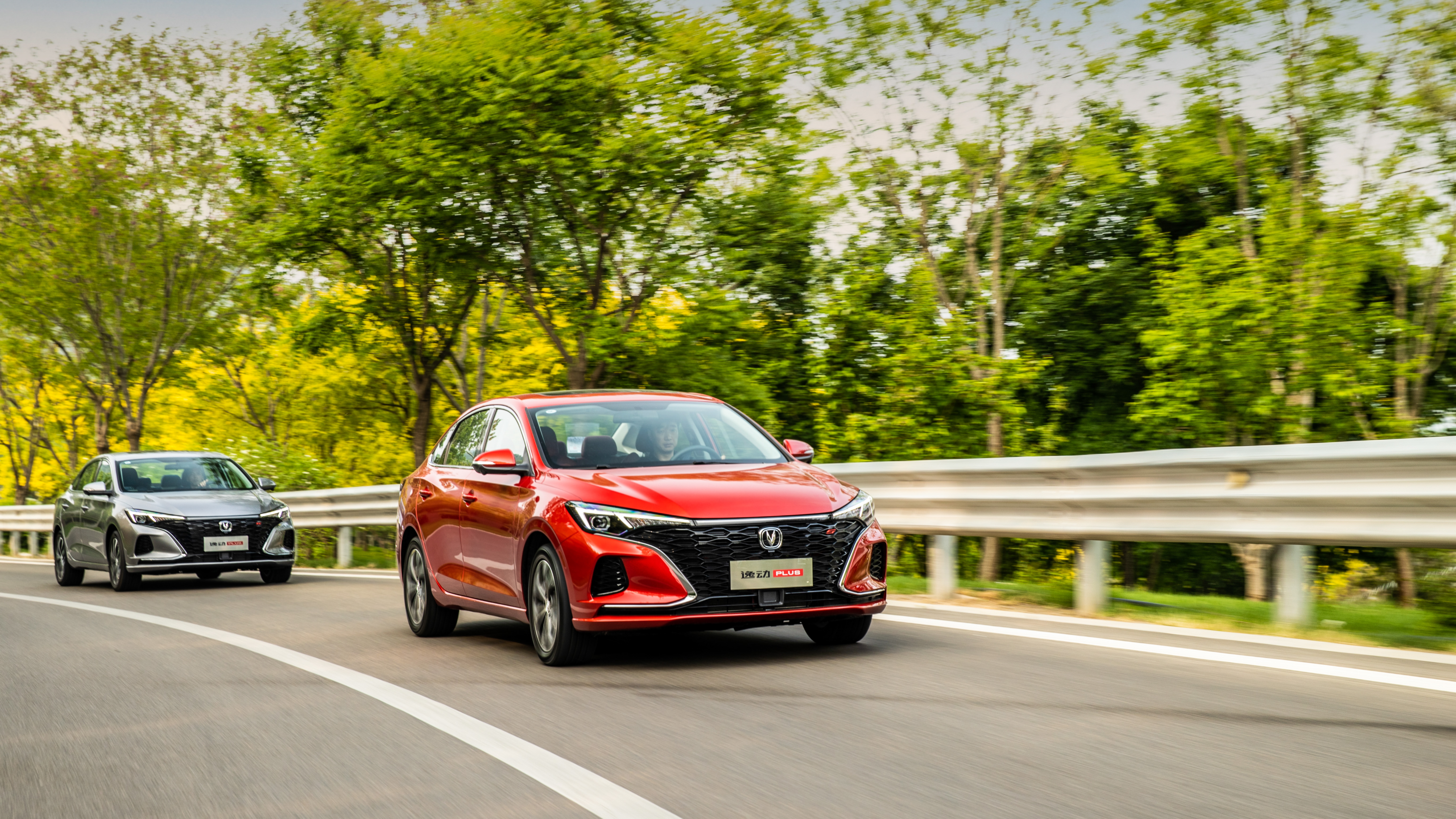 试驾2021款逸动plus540高清全景影像上演真香警告