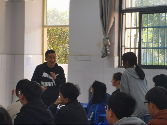 万紫千红濠州城,胜日寻美话教研