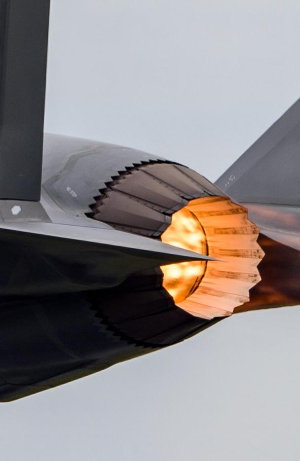 盘点主流战斗机发动机尾喷口,力与美的结晶,歼-16的最漂亮__凤凰网