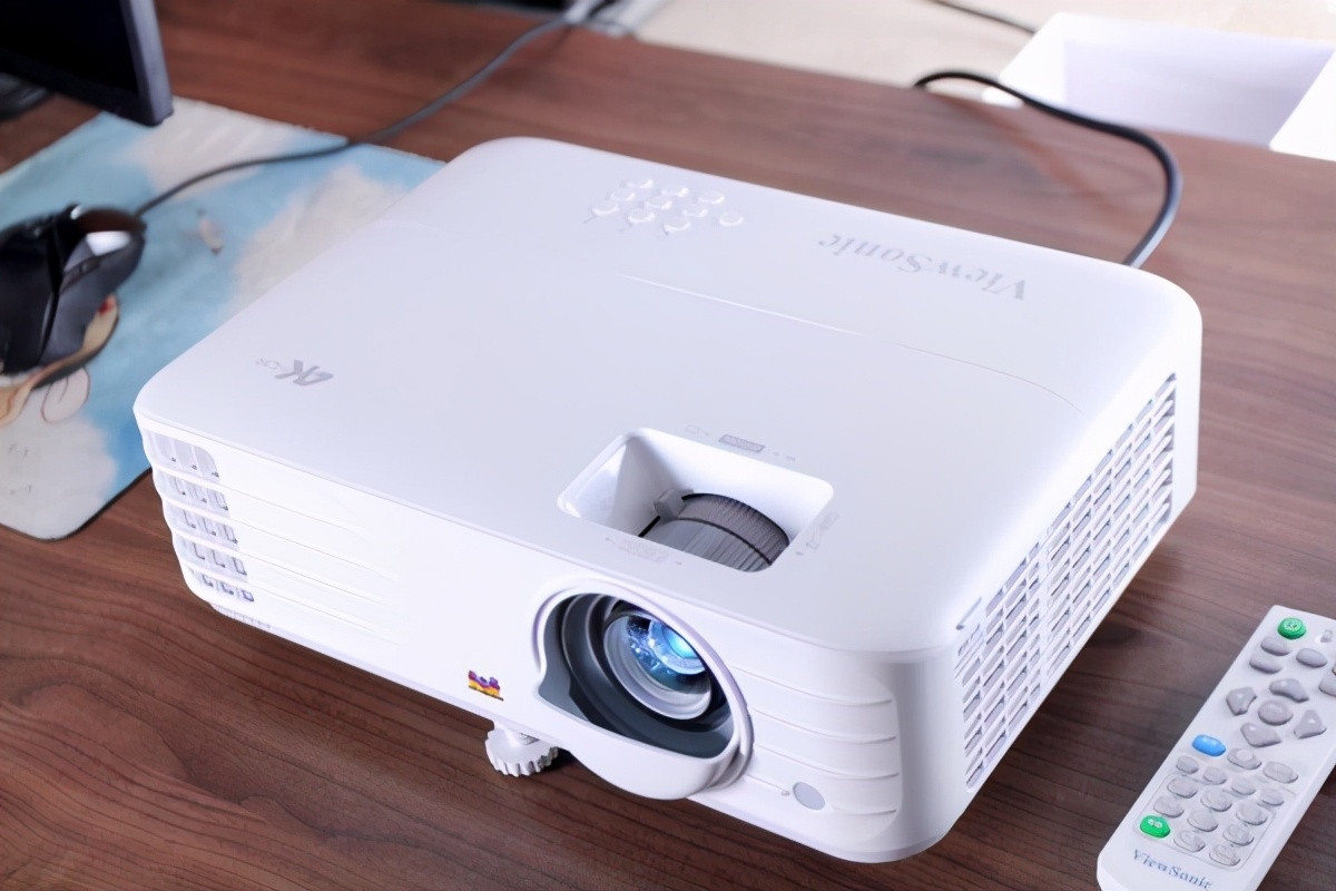 外观更时尚,游戏低延迟,优派px701-4k投影机开箱图赏