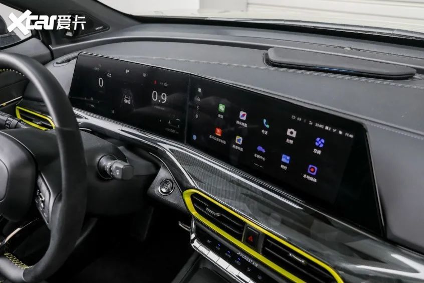 心动不止于颜值,赛道试驾新款长安uni-t