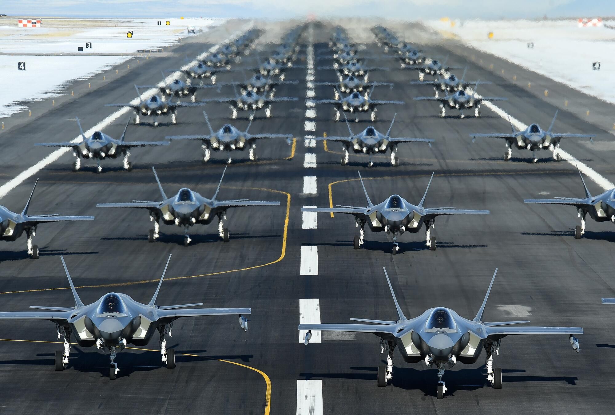 美军F-35战斗机机队